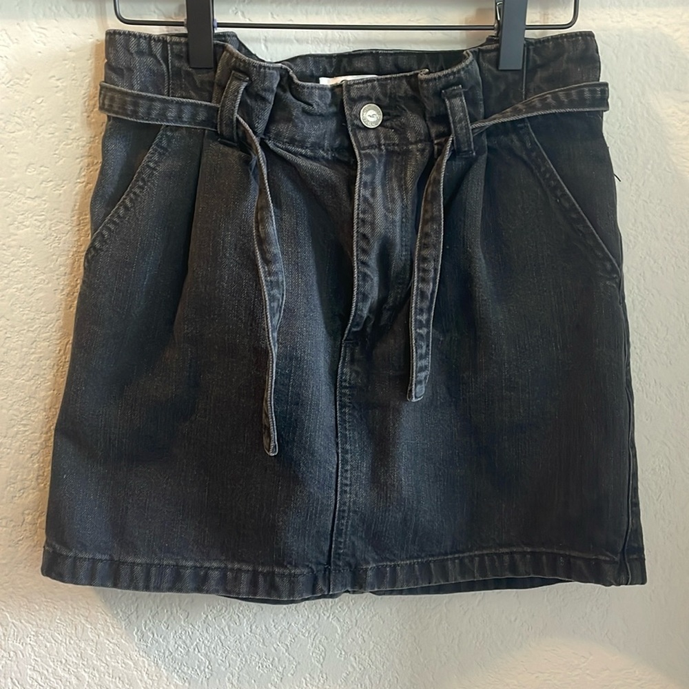 Size 3 Hollister Black Denim Paperbag Waist Mini Skirt